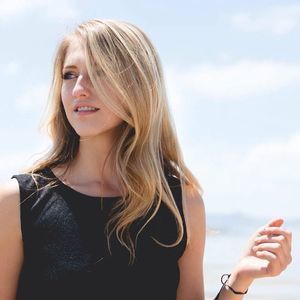 Meet your Posher, Abby